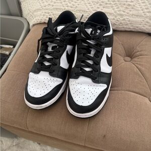 Nike Panda Dunks